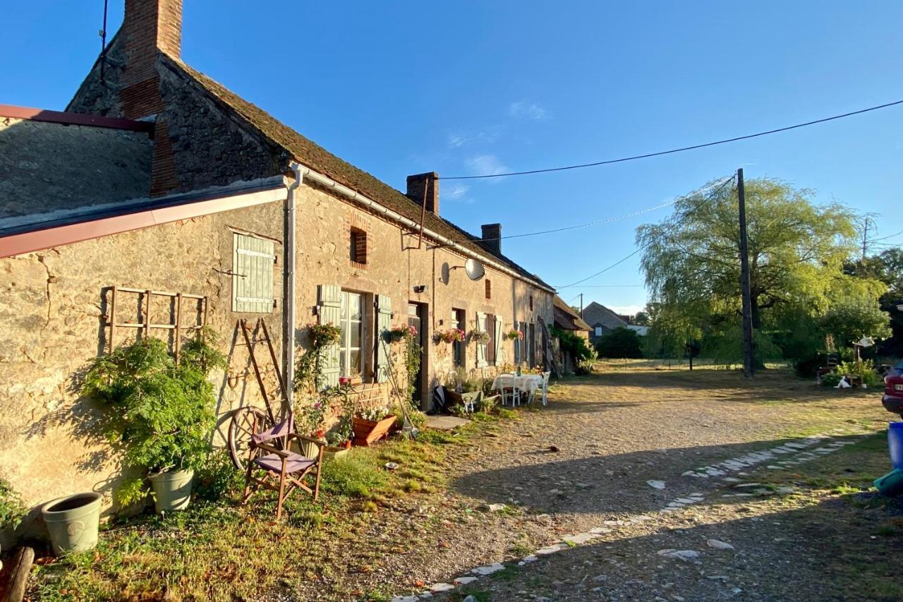 By The Wayside Villa Lussac-Les-Eglises Bagian luar foto